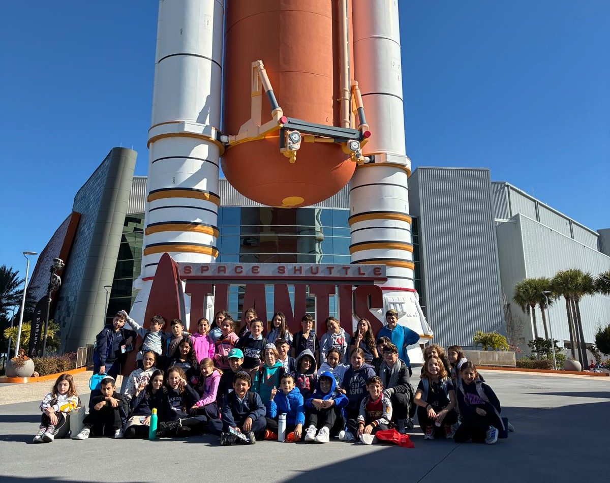 Grade 4 Takes Out of this World Trip to Kennedy Space Center